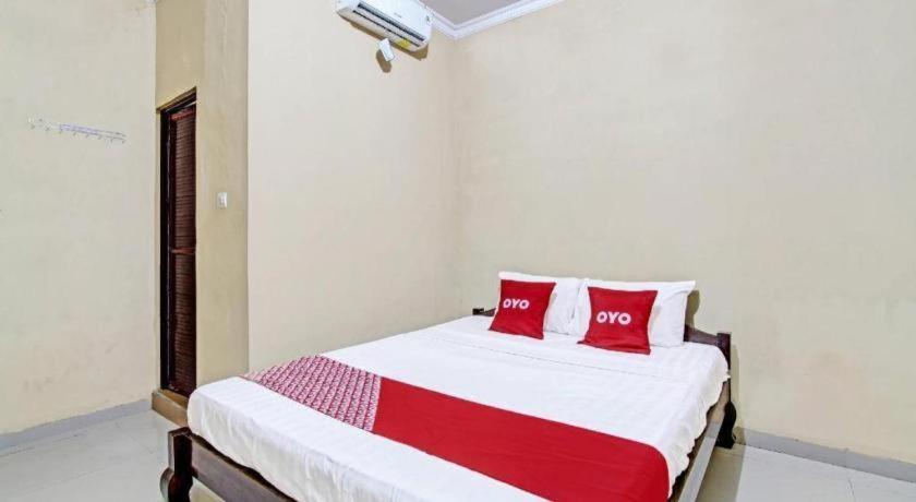 Oyo 91353 Hotel Surya Andesa Klaten Exterior foto